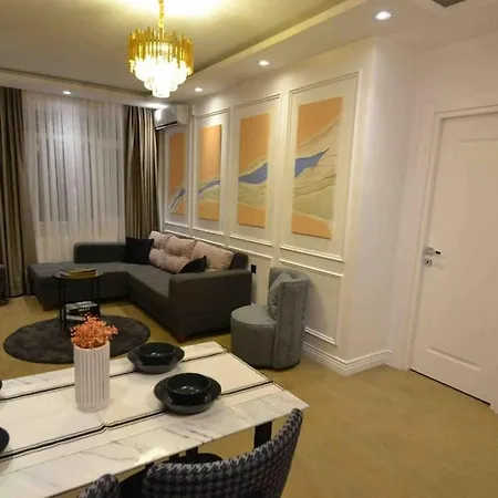 Istanbultouristic Place Near Apartamento